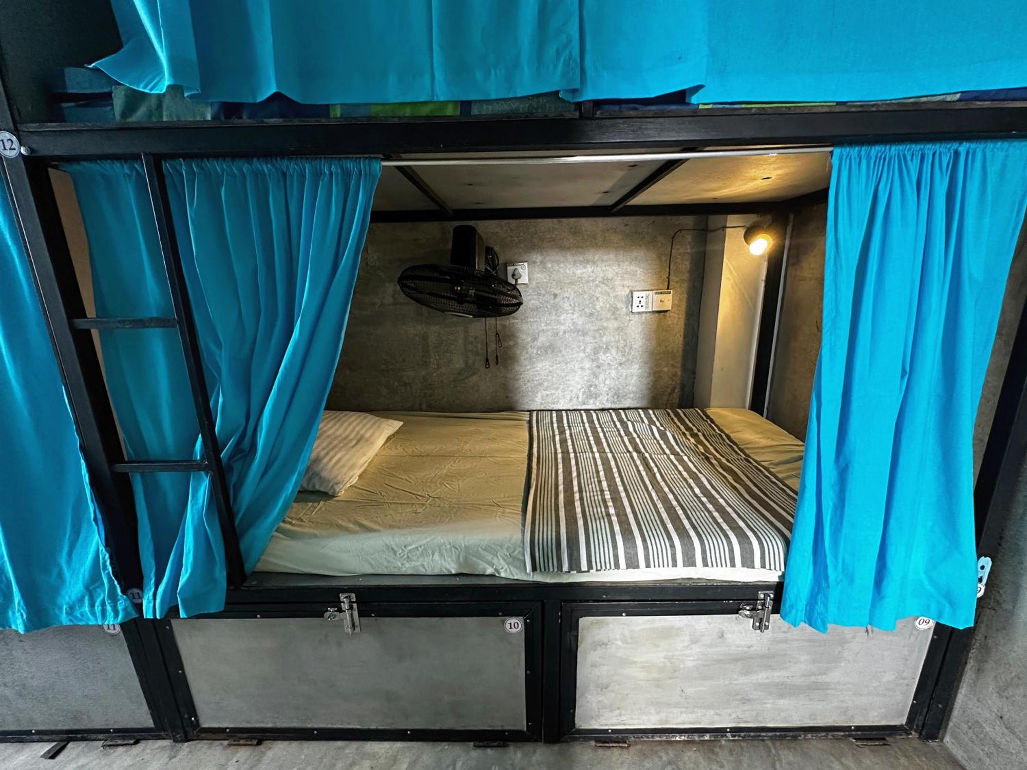 Cycling Backpacker Hostel & Cafe Unawatuna Exterior foto